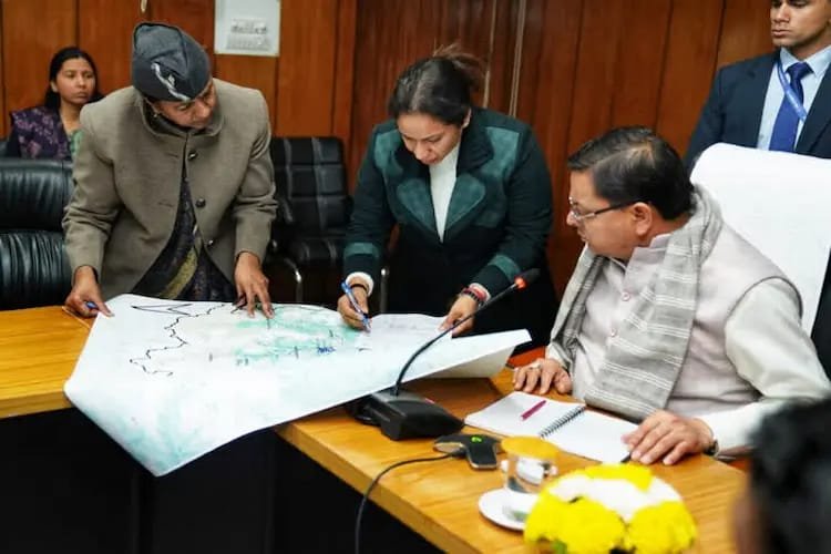 CM धामी की हाई लेवल मीटिंग